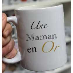 Mug garni " une maman en or "
